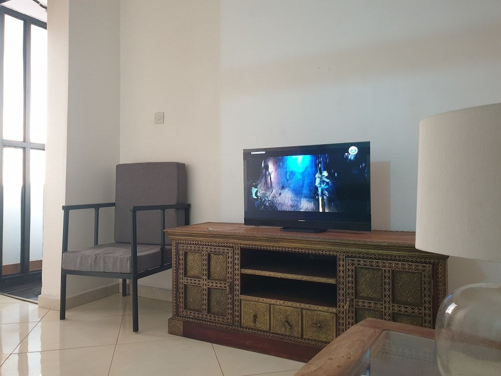 Rosa Negra Kampala Classic Suite 11