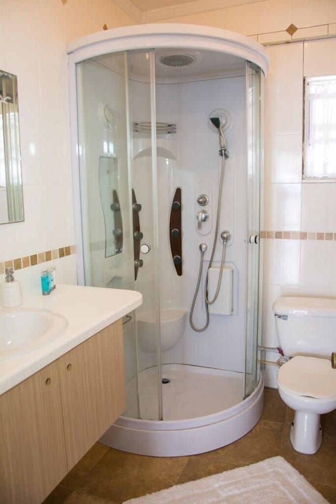 Morne SeaView Apartments Premier Apartment, 2 Bedrooms, Balcony, Sea View 9