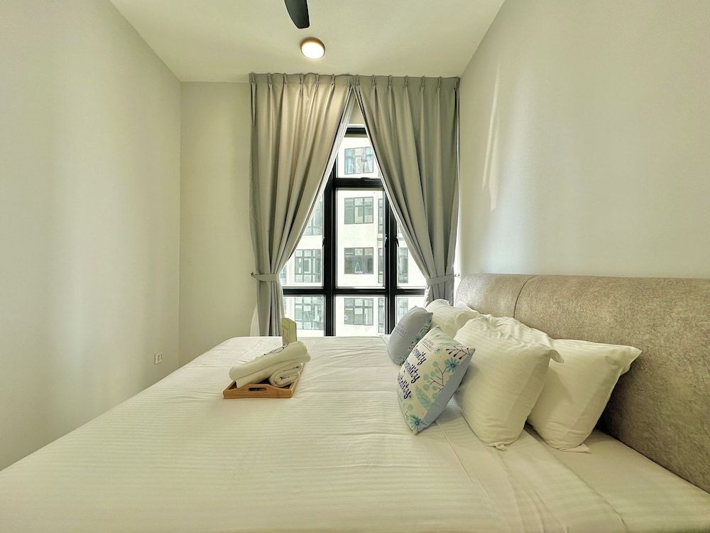 Space Residency KSL by Stayrene Luxury Apartment, 2 Bedrooms, City View 2