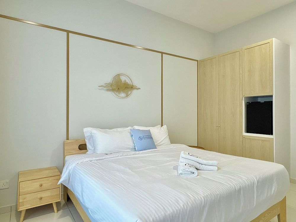 Space Residency KSL by Stayrene Grand Apartment, 3 Bedrooms, City View 4