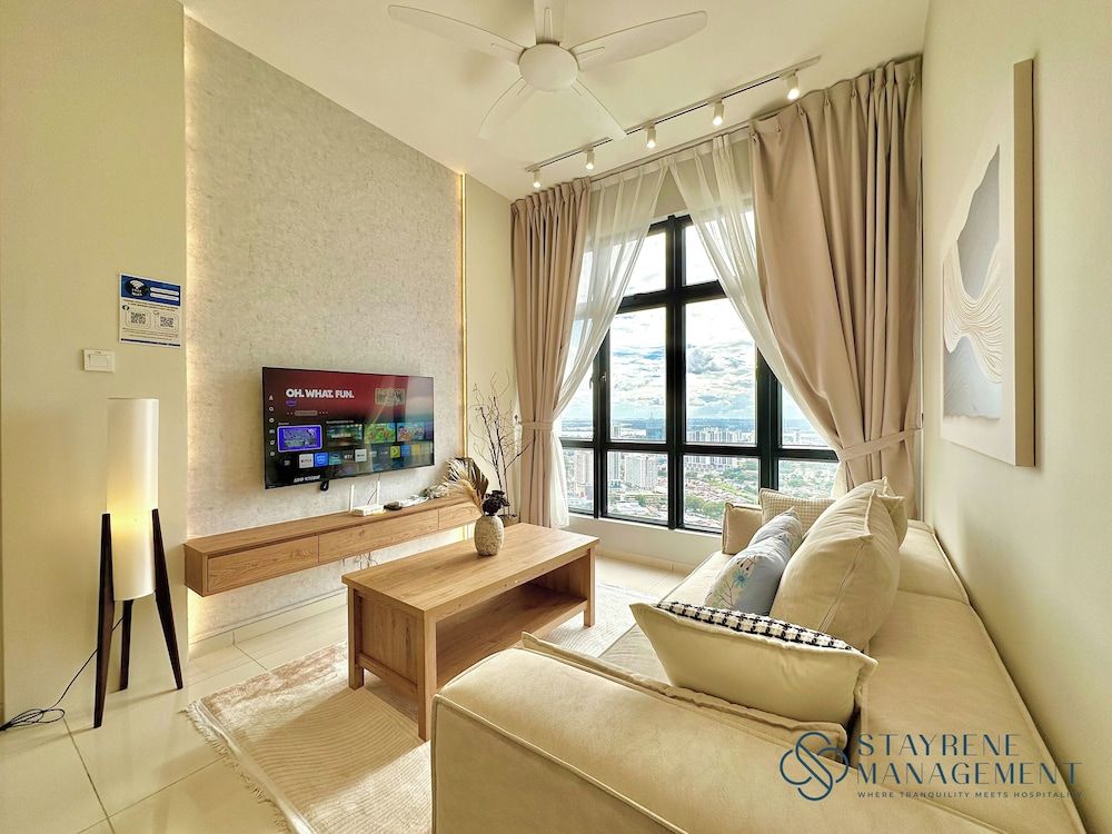 Space Residency KSL by Stayrene Deluxe Apartment, 2 Bedrooms, City View 13