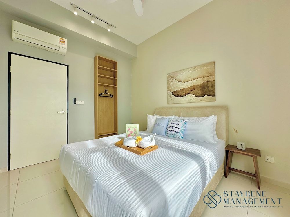 Space Residency KSL by Stayrene Deluxe Apartment, 2 Bedrooms, City View 2