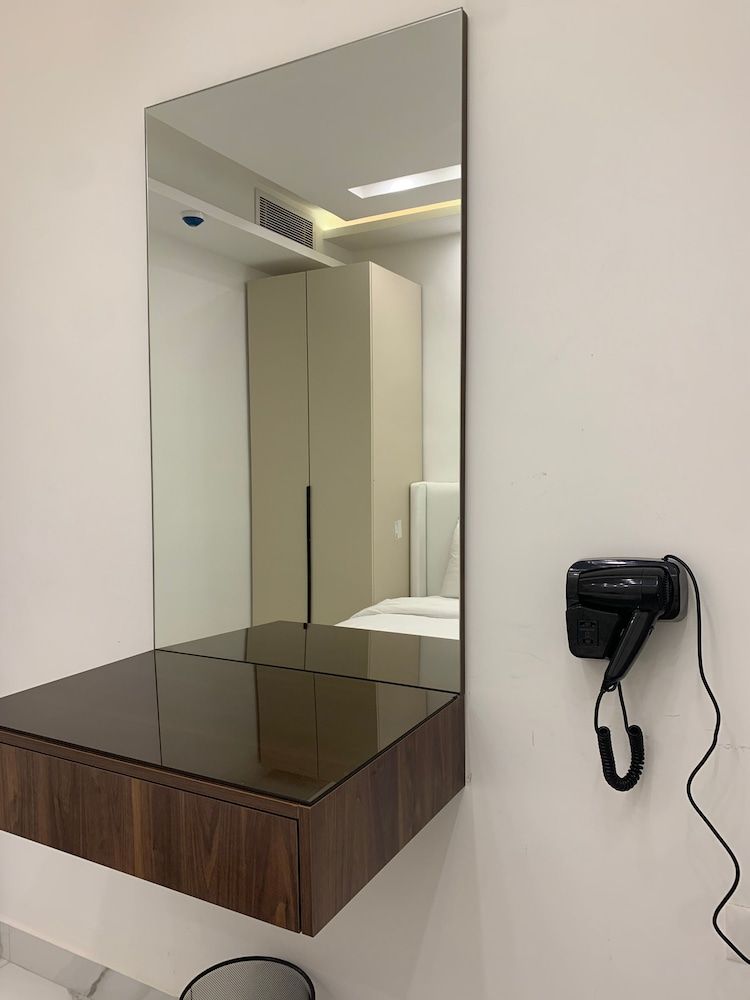 Boulevard Comfort Haven, apt With Stunning Veiw Apartment, 1 Bedroom, Accessible, Smoking 3