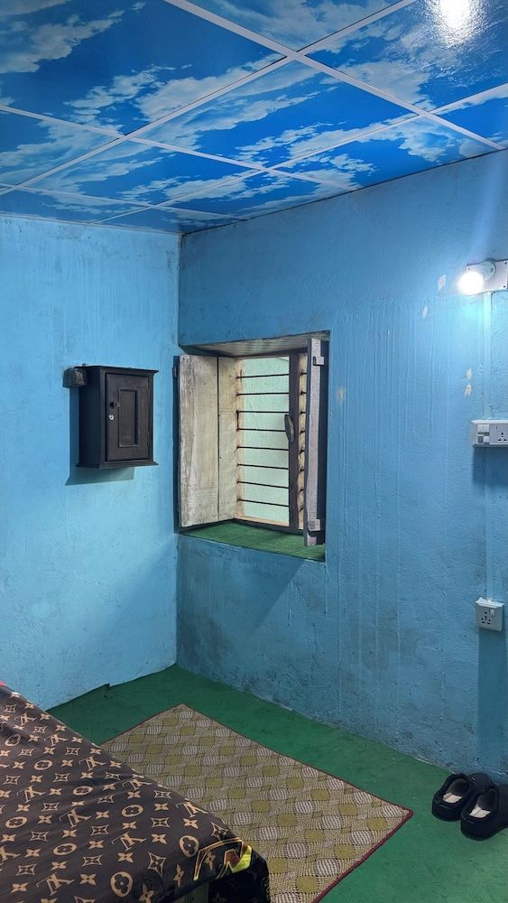 Chipaskot Spot Classic Double Room, Hill View 3