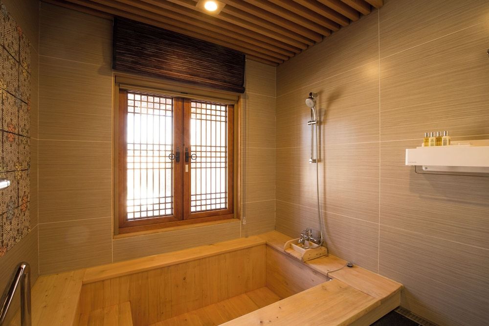 Gyeongwonjae By Walkerhill Deluxe Ondol 3