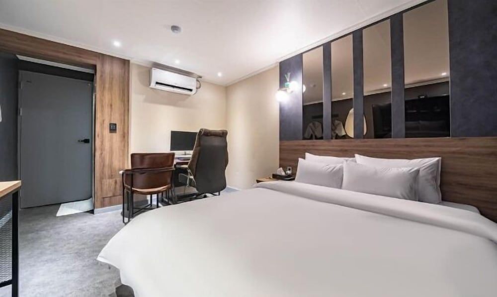 Hotel Gate Standard Double Room 2