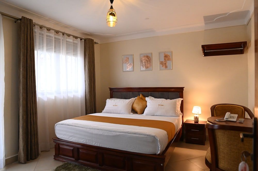 Hotel Casabella Standard Single Room, Balcony, Lake View 2