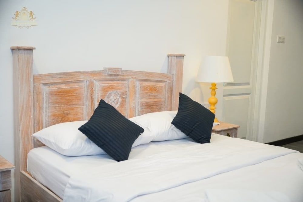 King Castle Lake Front by LAKSAM Superior Double Room, Balcony, Garden View