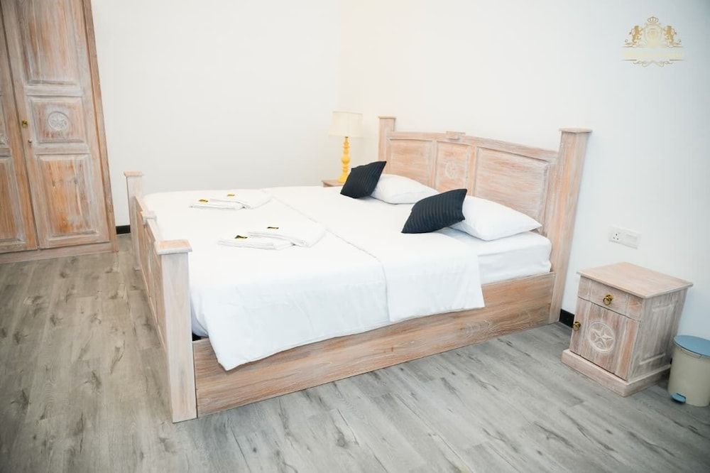 King Castle Lake Front by LAKSAM Superior Double Room, Balcony, Garden View 2