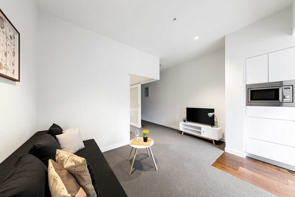 A Stylish Apt for 4 Near Queen Victoria Market Apartment (1 Bedroom) 6