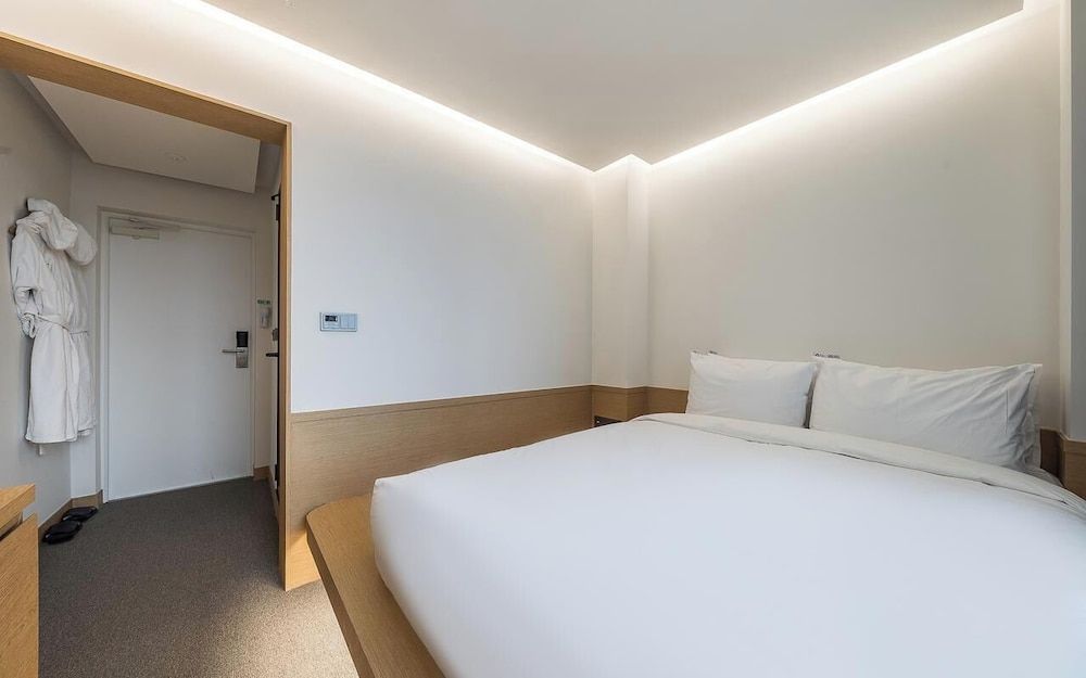 BLUEFROG HOTEL Small Ocean View 2