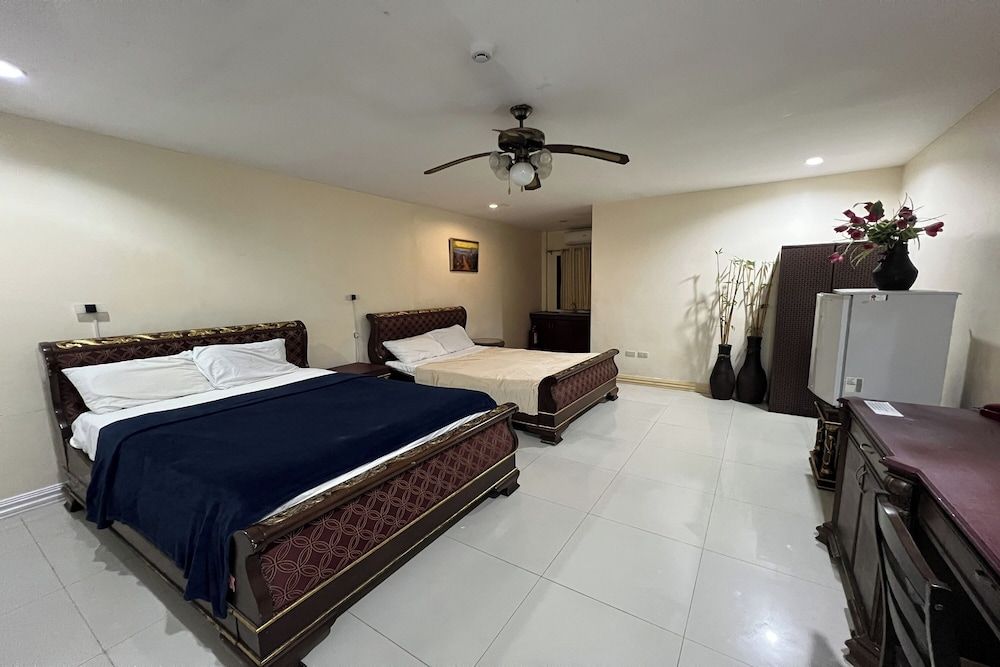 Garden Suite Hotel Standard Twin Room