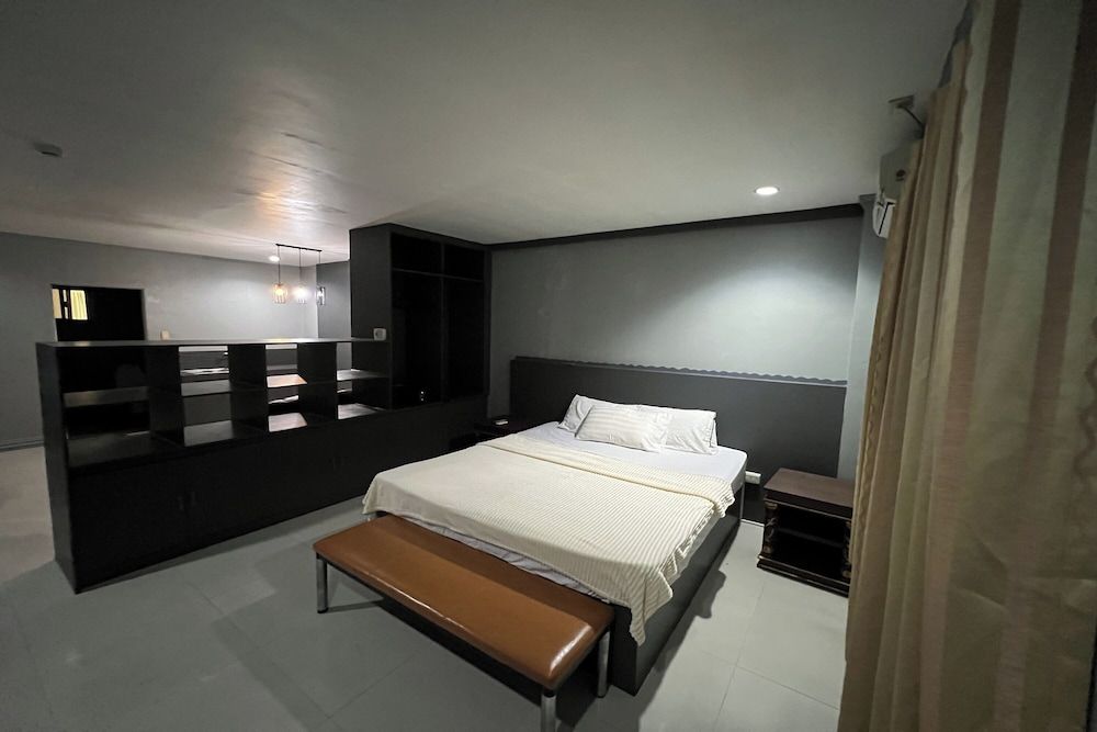 Garden Suite Hotel Standard Room