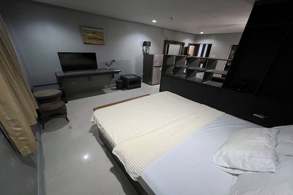 Garden Suite Hotel Standard Room 4