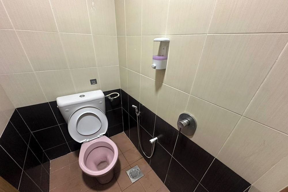 I Rose Budget Hotel Standard Double Room 5