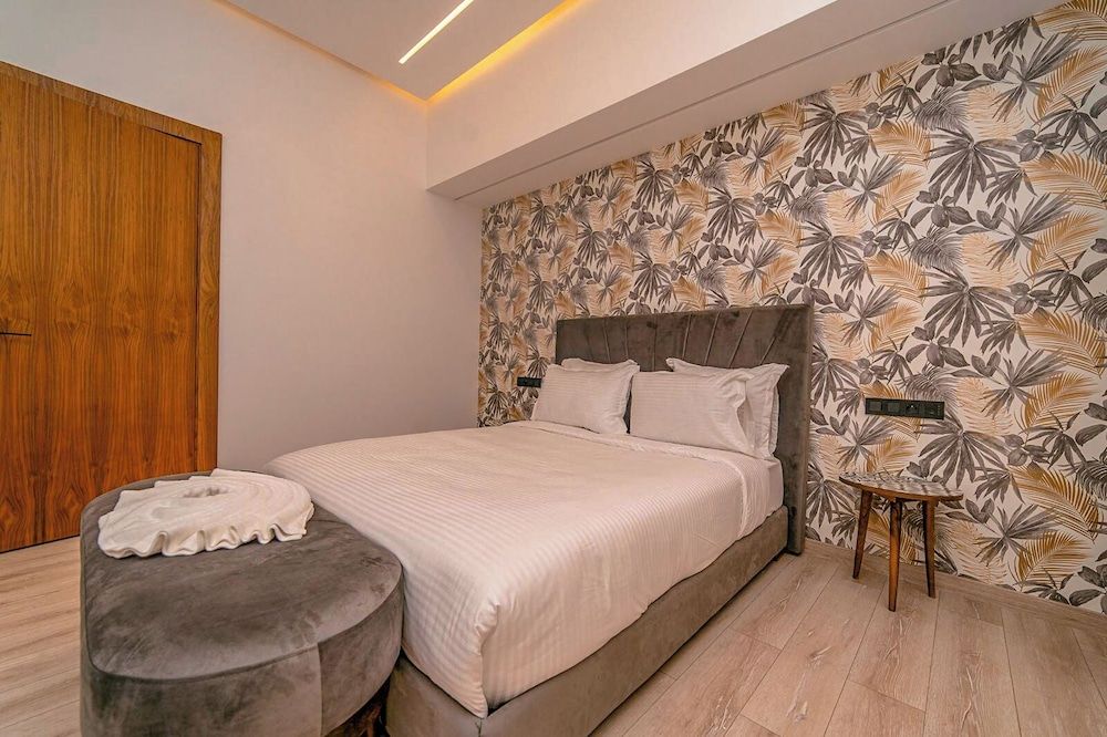 Villa Lumeria Luxury Villa, Garden View 8