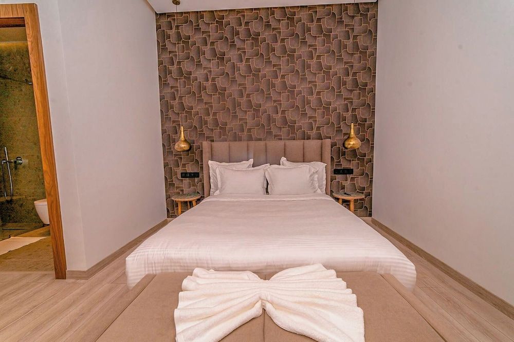 Villa Lumeria Luxury Villa, Garden View 11