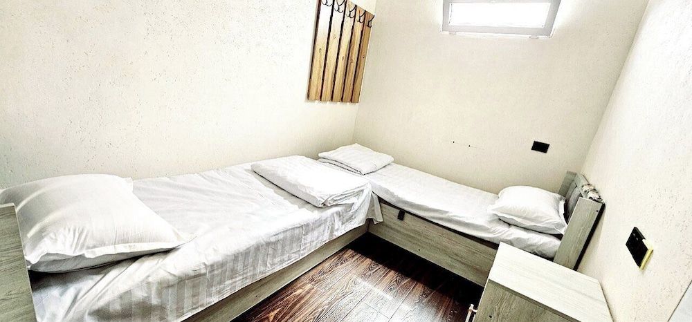 Best hotel Twin Room 4