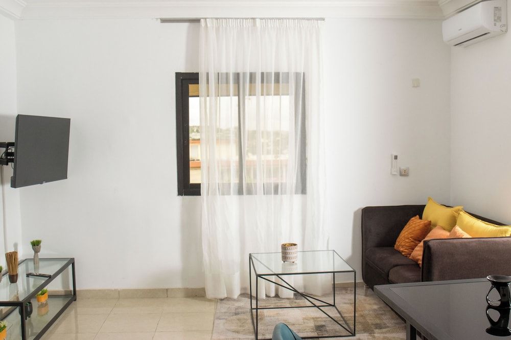 HOTEL RESIDENCE ESSIENIGUET Deluxe Suite, Balcony, City View 9