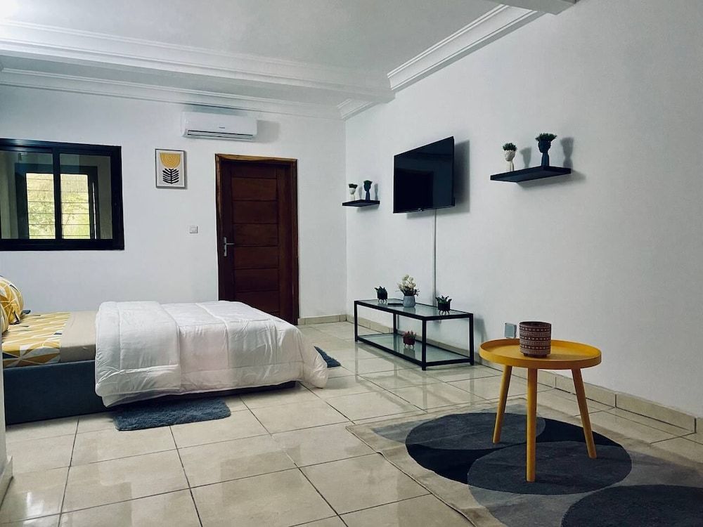 HOTEL RESIDENCE ESSIENIGUET Deluxe Studio Suite, Balcony 7