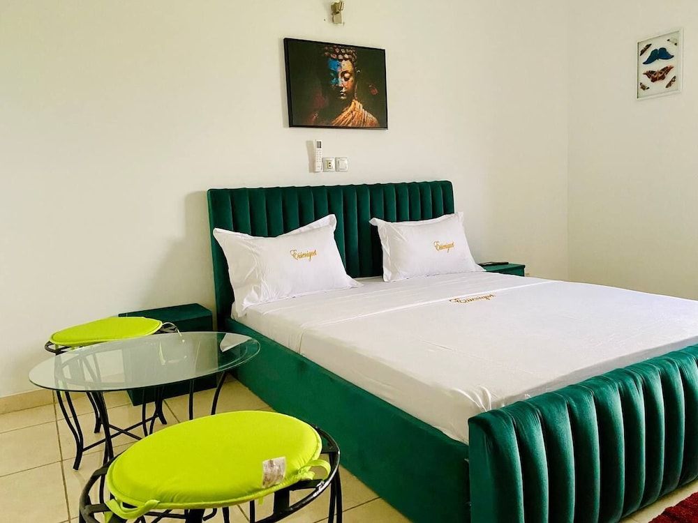 HOTEL RESIDENCE ESSIENIGUET Comfort Studio, Balcony, City View