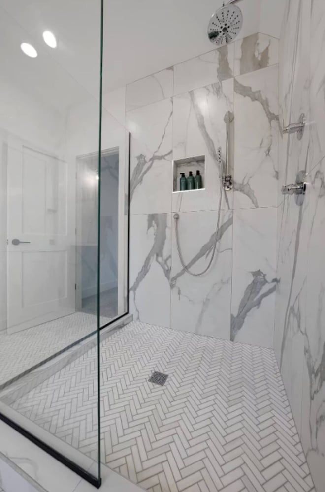 Jungle House Premier Residences – Downtown Columbus & Short North Casa Blanca 9