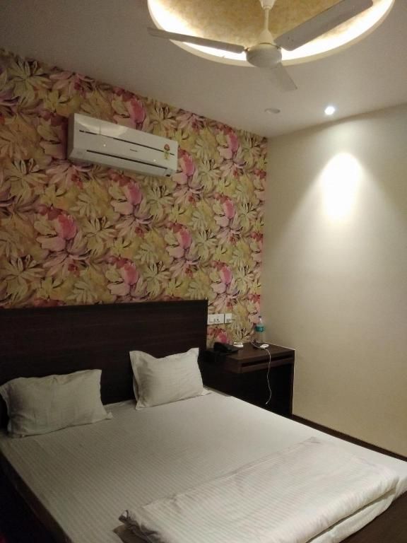 Homestays Ludhiana Deluxe King 3