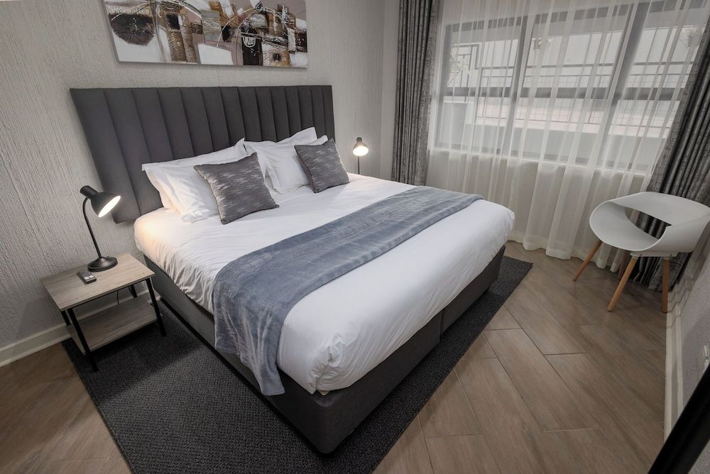 The Gray Apartments Deluxe Apartment, 1 Bedroom 2