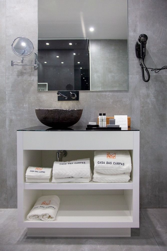 Hotel Casa das Carpas Superior Suite, Fireplace, Garden View 5