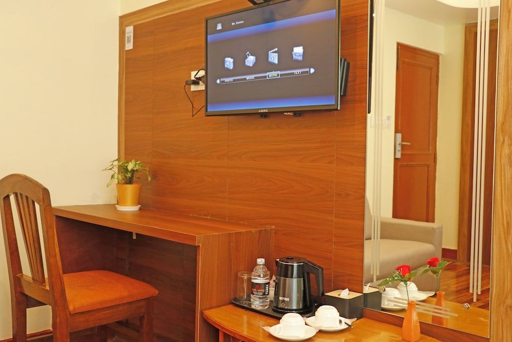 Hotel Himalayan BTS Deluxe Twin Room, City View 28