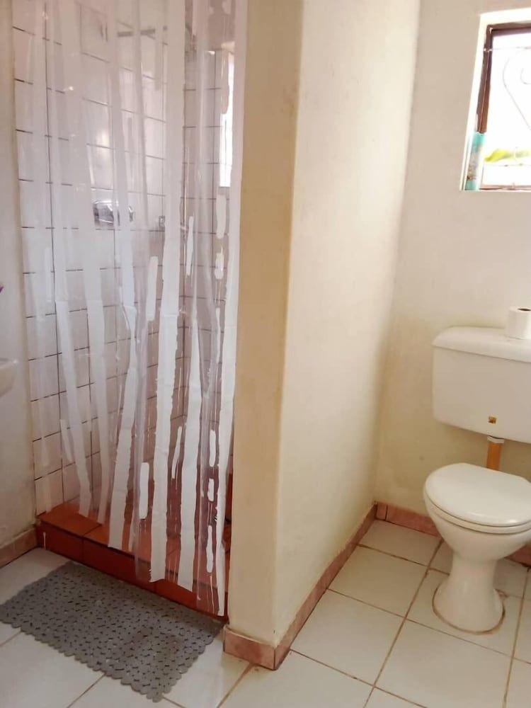 The Haven Guest house Mbabane Deluxe Double Room, City View 3