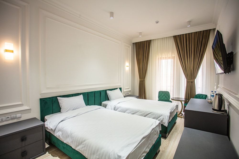 MAROKAND SPA HOTEL Standard Triple Room 3
