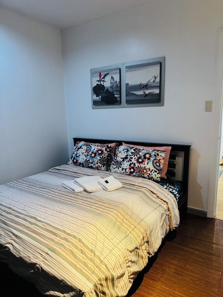 2 bedrooms in makati with balcony Family Double Room, Balcony, City View 2