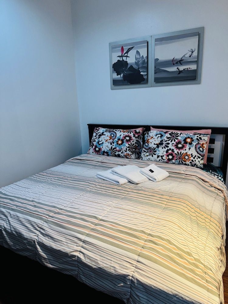 2 bedrooms in makati with balcony Family Double Room, Balcony, City View