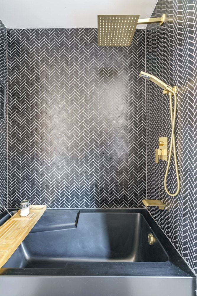 Jungle House Boutique Suites – Short North & Convention Center Jungle Gem 15