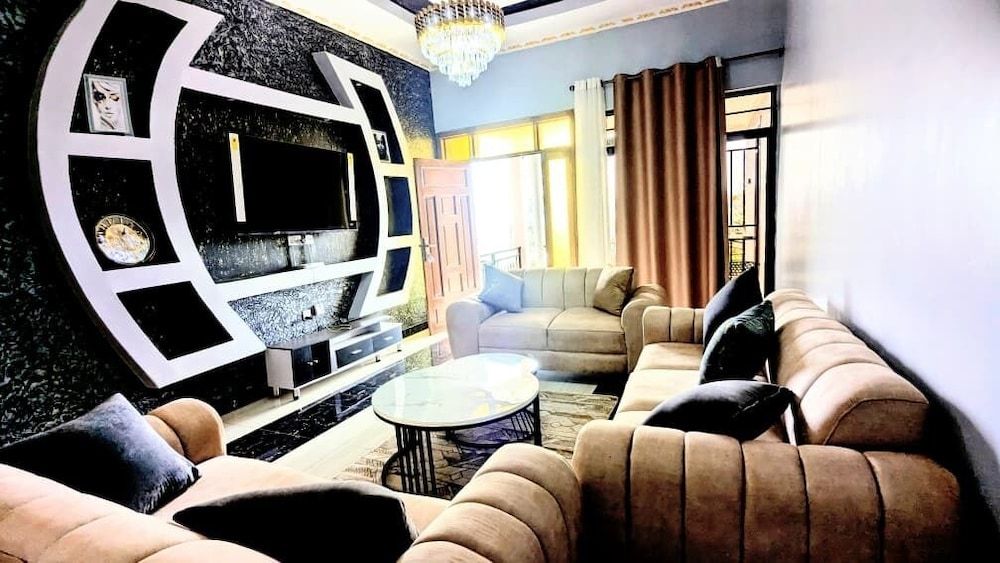 Silver Budget & Travel Accommodation