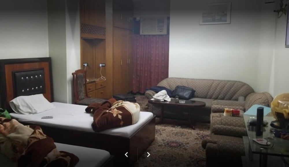 Hotel Qasr e Gul Deluxe Double Room 3