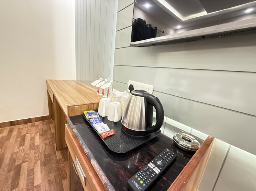 The Prominence Premium Hotel & Banquet Deluxe Room 3