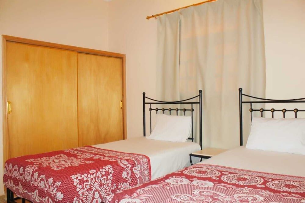 Spring House Apartment, 2 Bedrooms