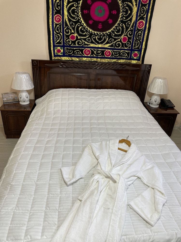 Samarkand Ali Basic Single Room 3