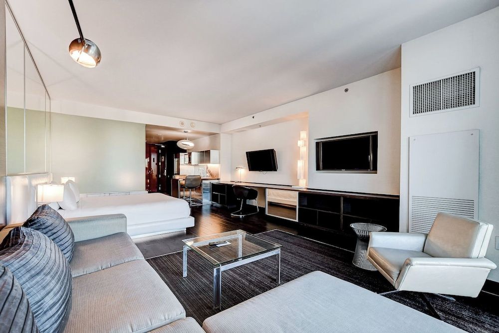 Palms Place - Strip View - High floor Deluxe Studio Suite, City View