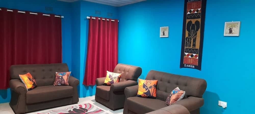 Theo's Self Catering Holiday Home, Meanwood House, 3 Bedrooms, Accessible 6