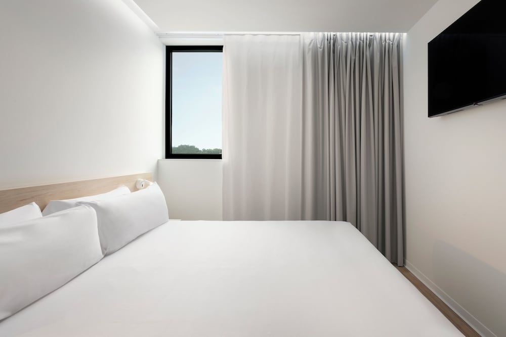 B&B Hotel Famalicao Standard Double Room 3