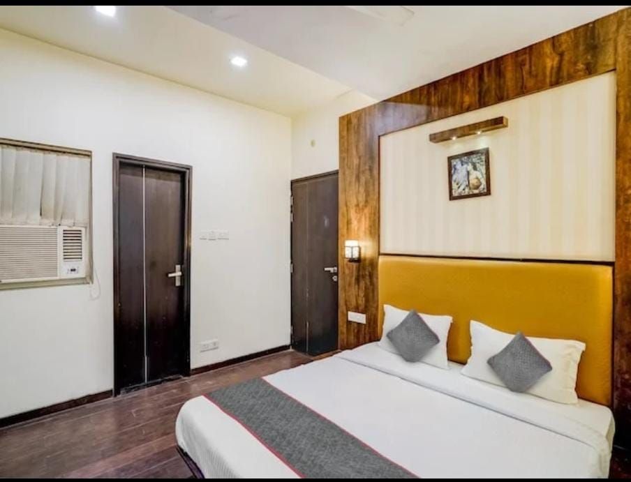 Hotel MNG The Platinum Deluxe Room 2