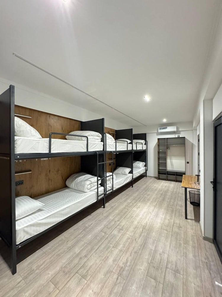 Generator Tashkent Hostel 8-Bed Male Room 3