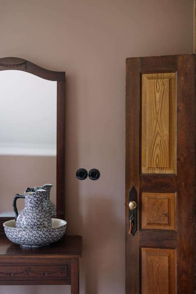 The Grove Houses Classic Double or Twin Room 19