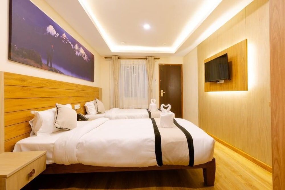 Atithi Hotel And Apartment Twin Room 2