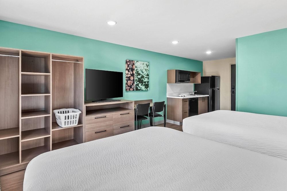 Echo Suites Sterling Suite, 2 Queen Beds, Non Smoking