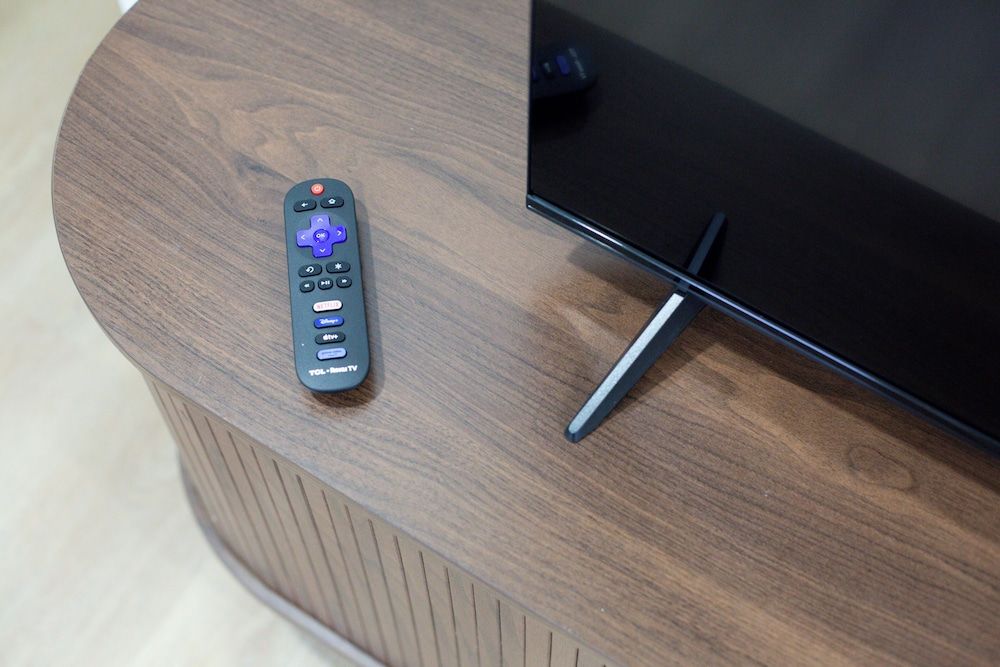 Stylish Minimalist Stay in City Center Apartment, 2 Bedrooms 16