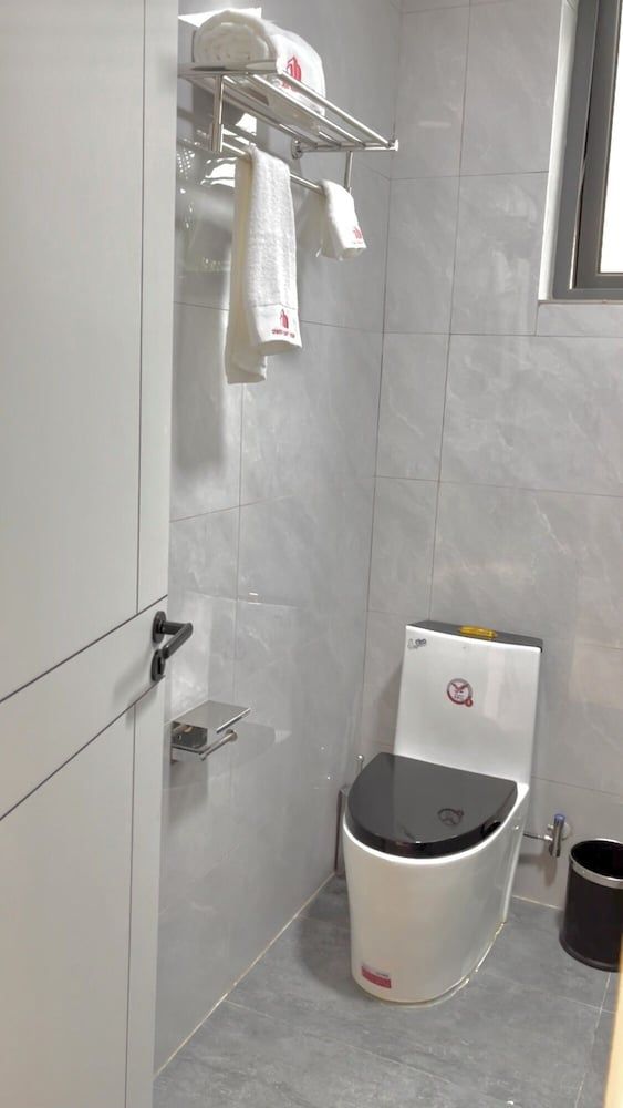 Step Apart Hotel Deluxe Studio Suite, Kitchenette, City View 6